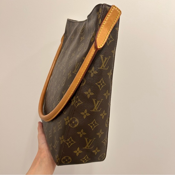 Louis Vuitton Classic Monogram Brown Shoulder Bag - Picture 4 of 14